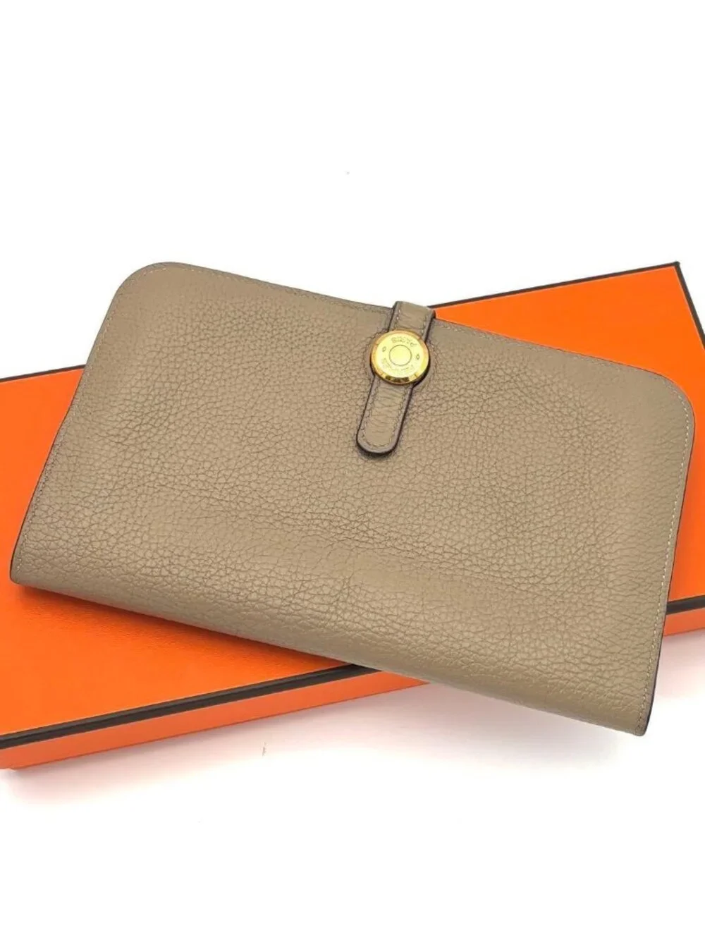 Hermes Dogon GM Taurillon Clemence Beige Gold Wallet